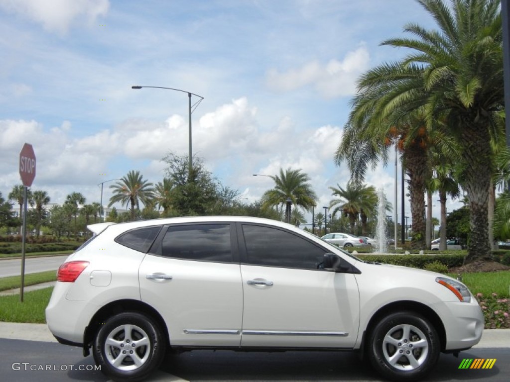 2011 Rogue S - Pearl White / Black photo #5