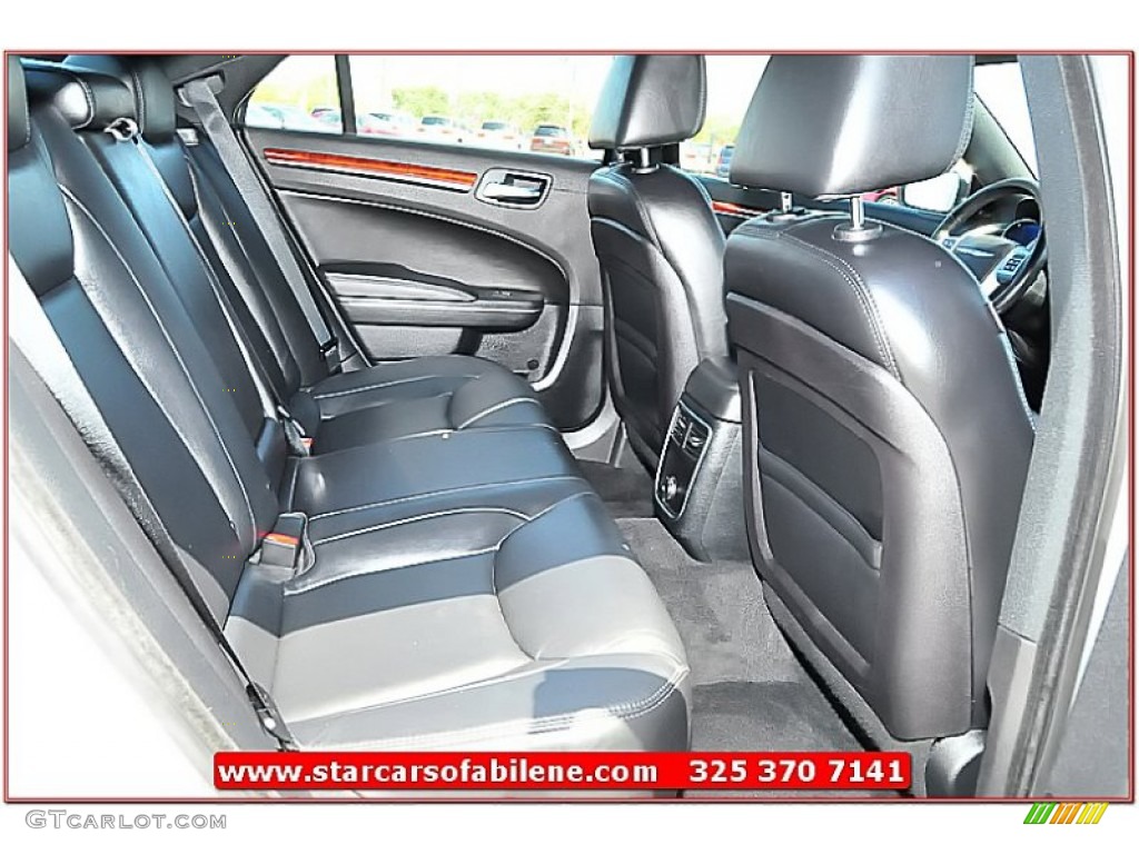 2012 300 Limited - Bright Silver Metallic / Black photo #26