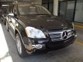 Black - GL 550 4Matic Photo No. 1