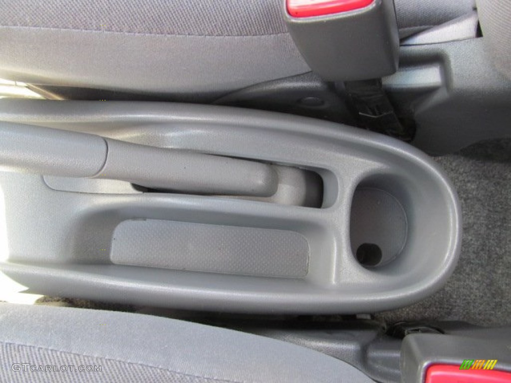 2000 ECHO Sedan - Absolutely Red / Warm Gray photo #17