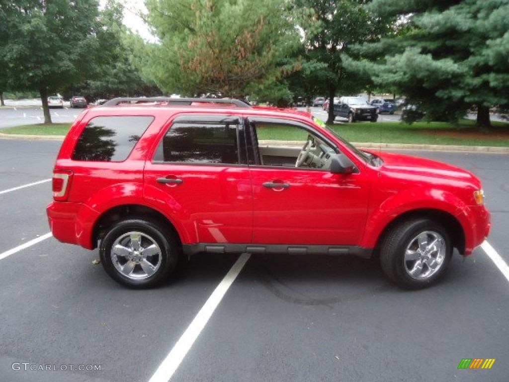2009 Escape XLT V6 - Torch Red / Charcoal photo #8