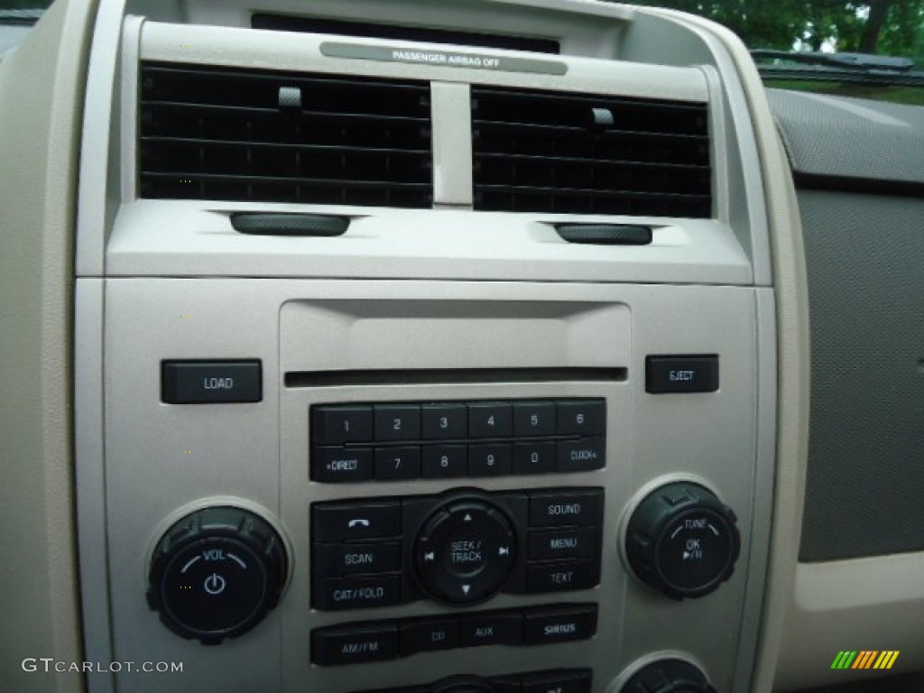 2009 Escape XLT V6 - Torch Red / Charcoal photo #18