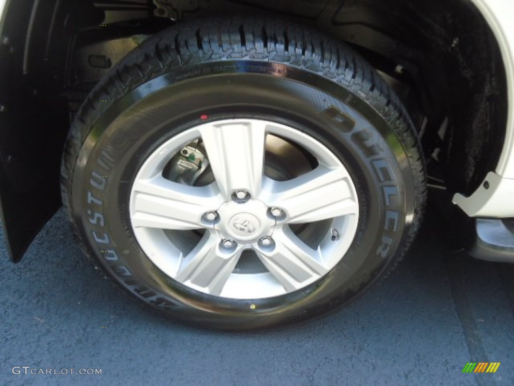 2013 Toyota Land Cruiser Standard Land Cruiser Model Wheel Photo #69024349