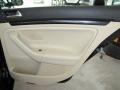 Black - Jetta TDI Sedan Photo No. 38