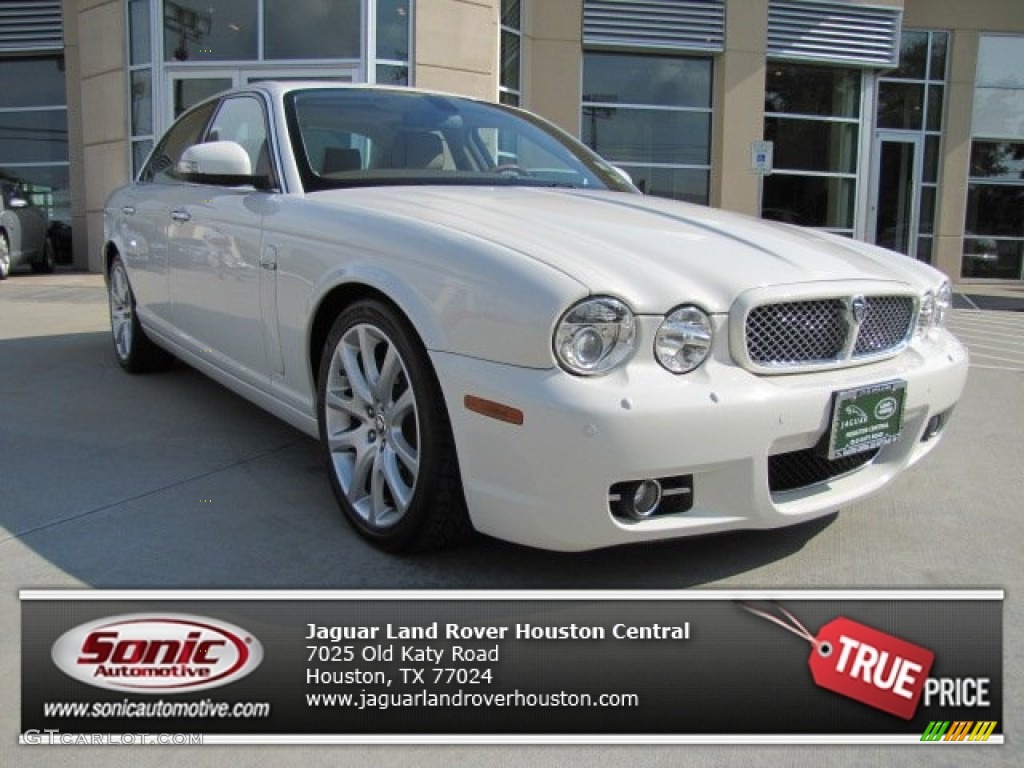 Porcelain White Jaguar XJ