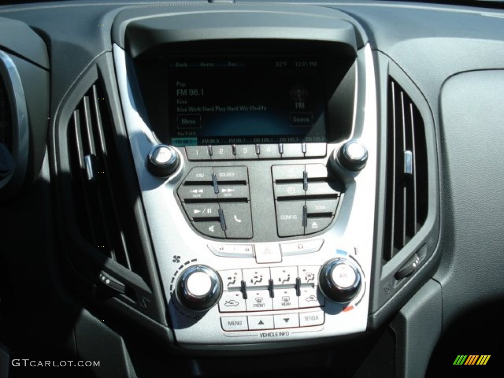 2013 Chevrolet Equinox LT AWD Controls Photo #69030914