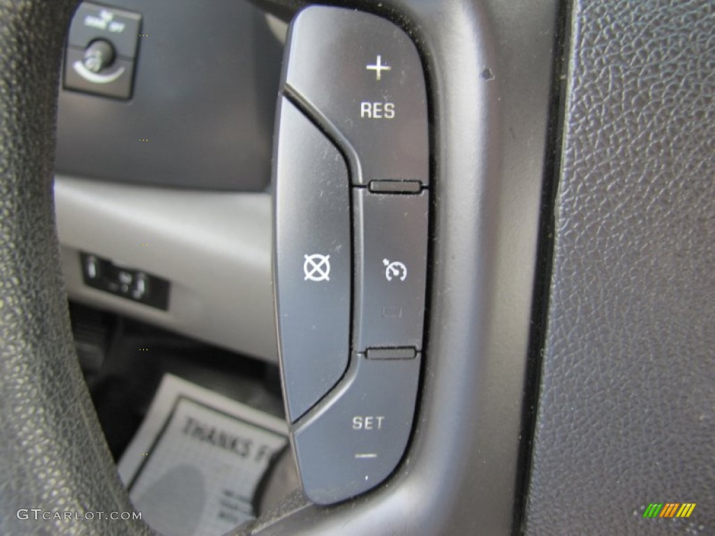 2008 Chevrolet Silverado 3500HD LS Crew Cab 4x4 Controls Photo #69033803