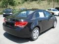 Black Granite Metallic - Cruze LT Photo No. 8