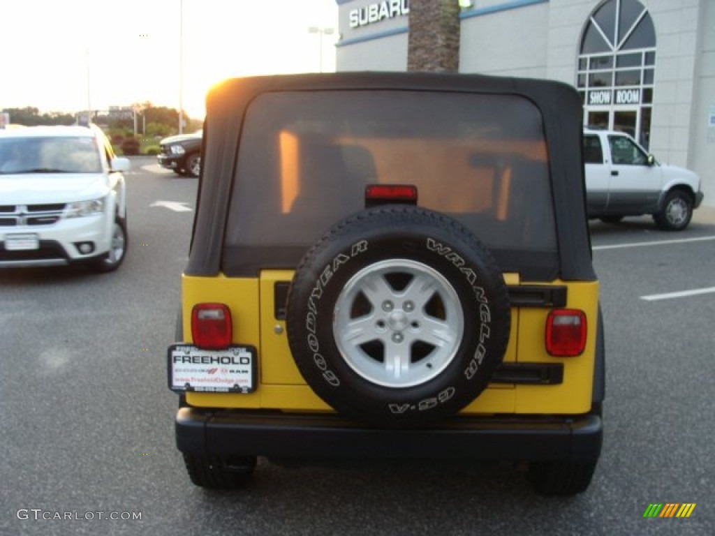 2004 Wrangler Sport 4x4 - Solar Yellow / Dark Slate Gray photo #5