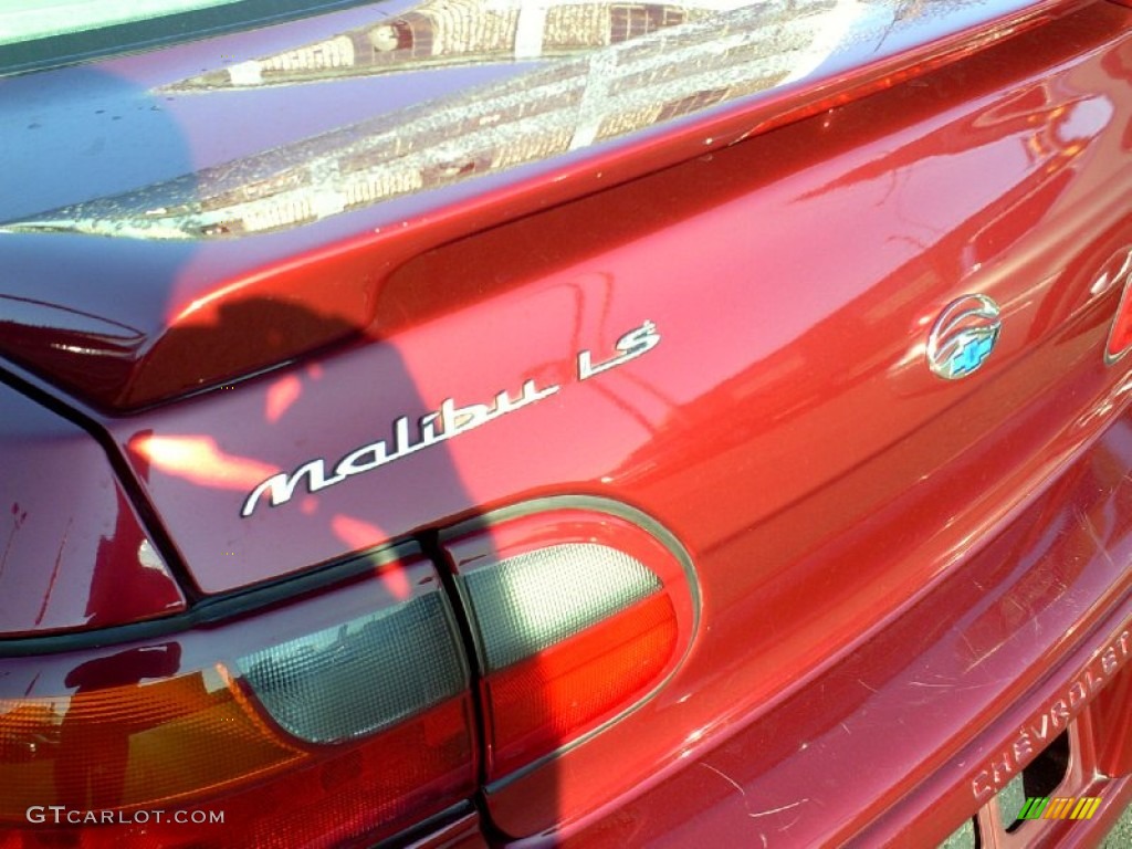 2003 Malibu LS Sedan - Redfire Metallic / Gray photo #23