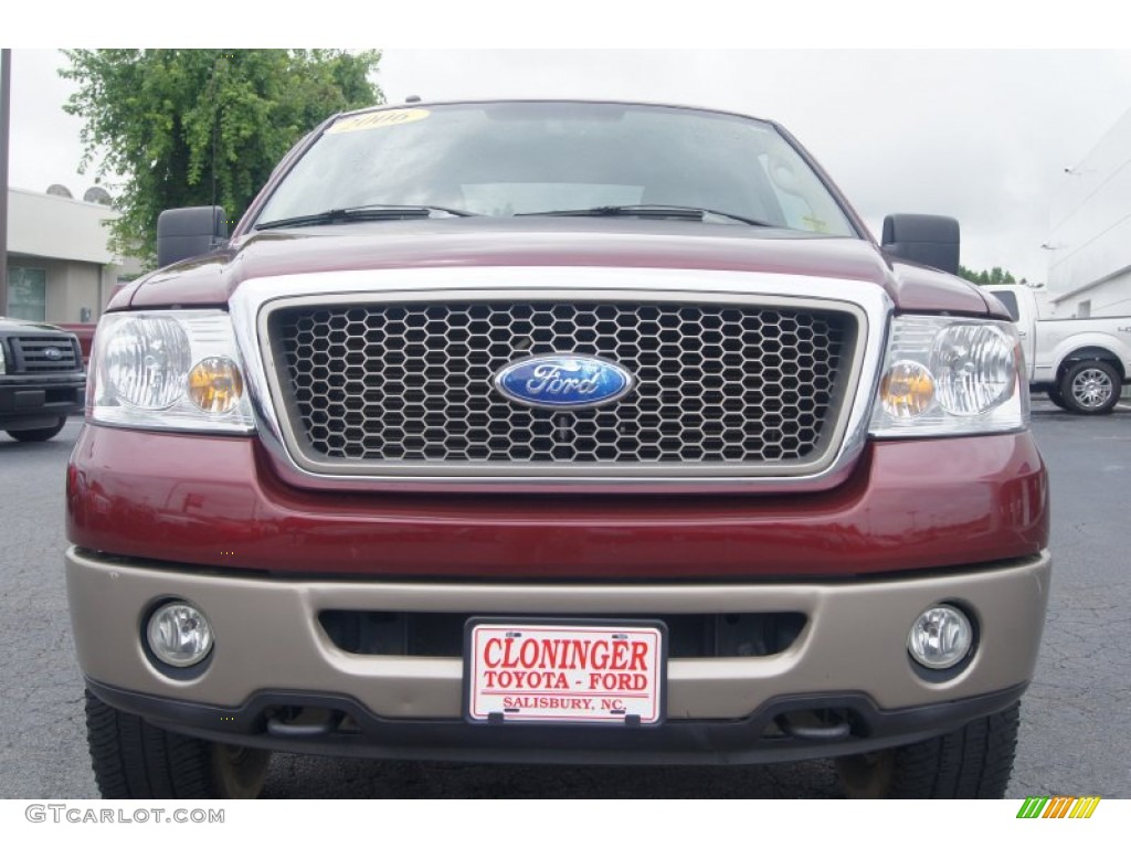 2006 F150 Lariat SuperCab 4x4 - Dark Toreador Red Metallic / Tan photo #7