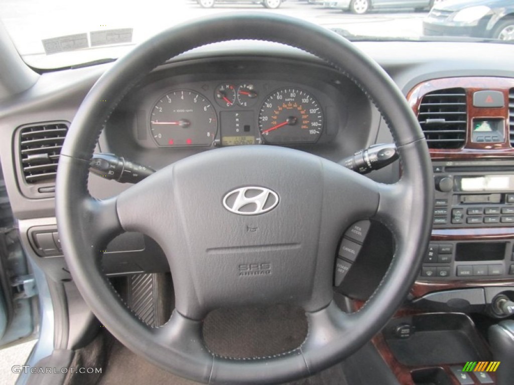 2005 Hyundai Sonata GLS V6 Black Steering Wheel Photo #69038618