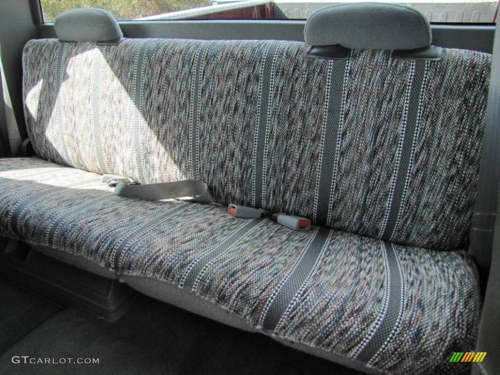 1998 Chevrolet C/K K1500 Silverado Extended Cab 4x4 Rear Seat Photo #69038633