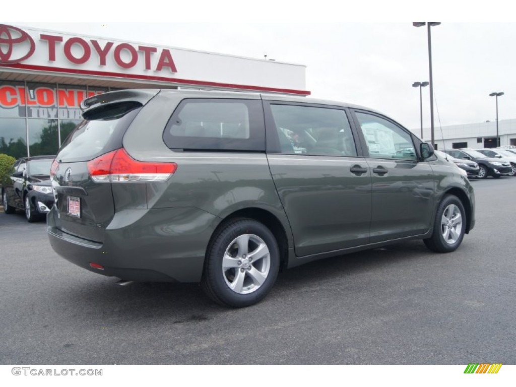 2012 Sienna V6 - Cypress Green Pearl / Light Gray photo #3