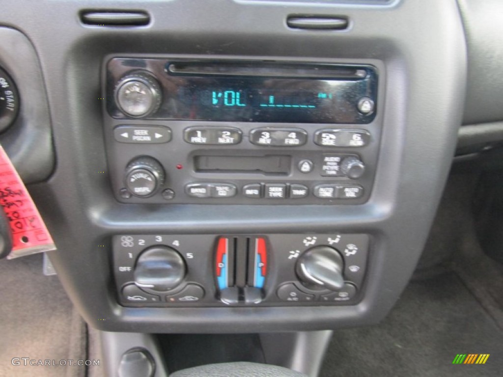 2003 Chevrolet Monte Carlo SS Audio System Photo #69039467