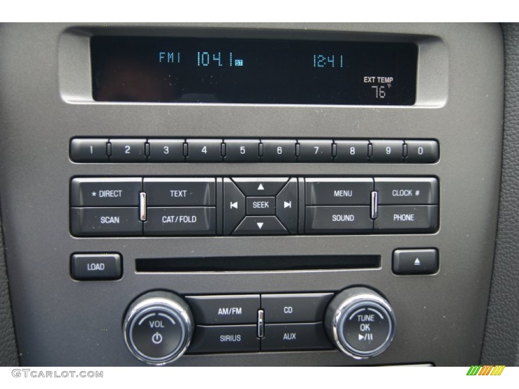2013 Ford Mustang V6 Coupe Audio System Photo #69039992
