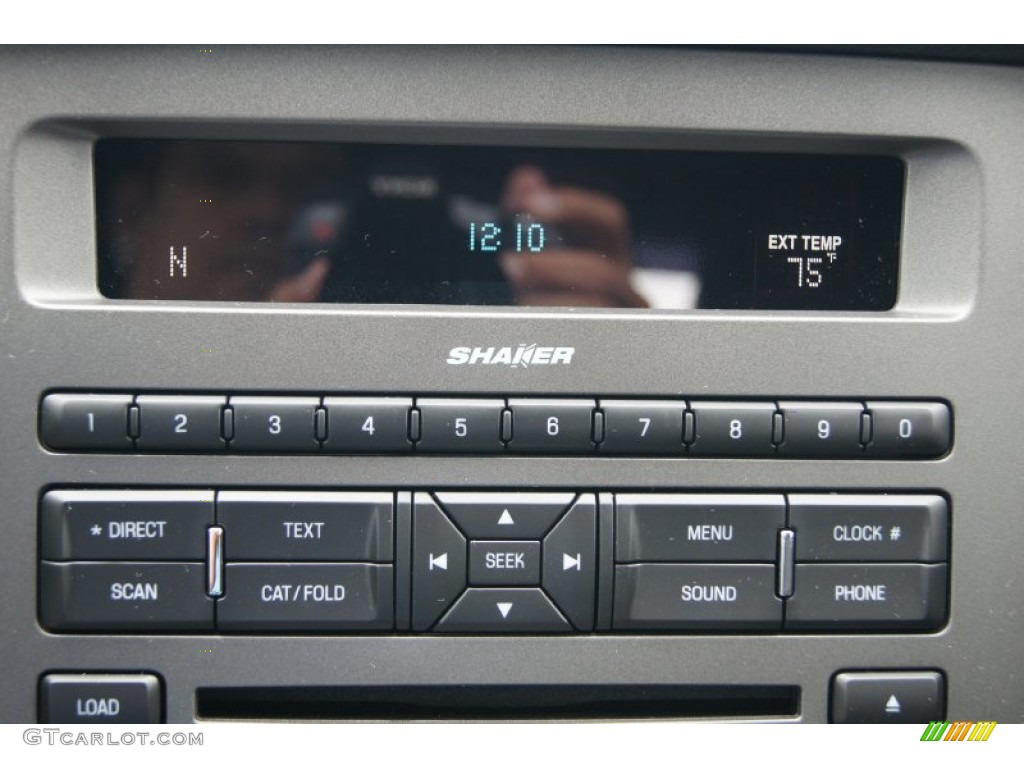 2013 Ford Mustang V6 Premium Coupe Audio System Photos