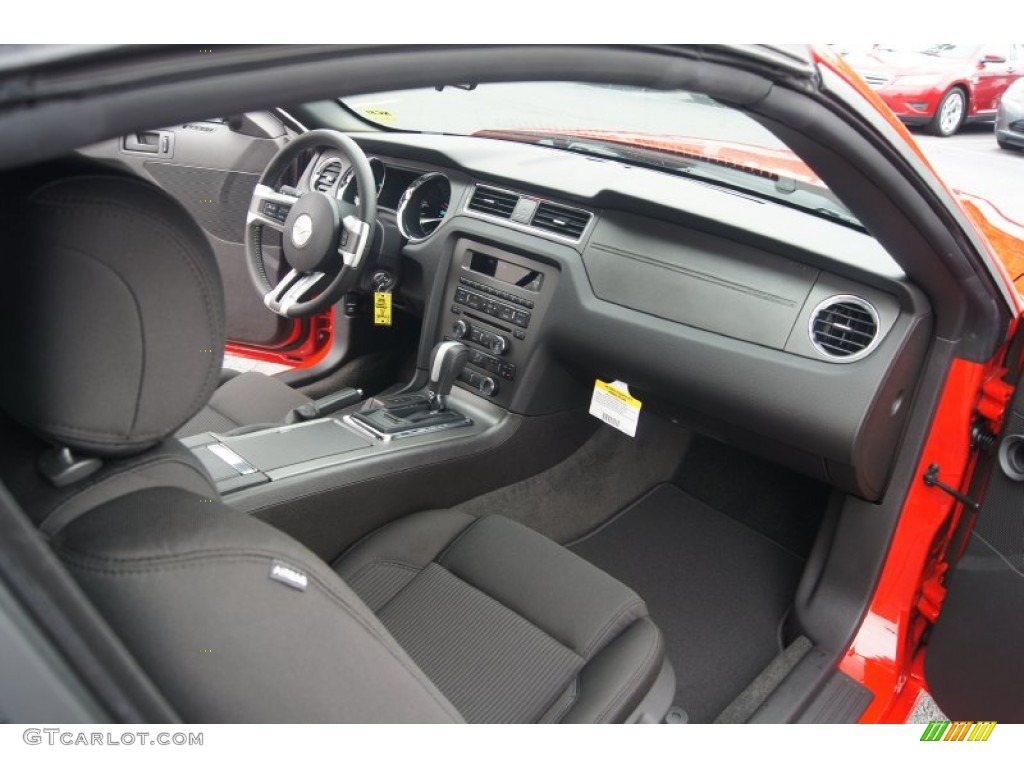 2013 Mustang V6 Convertible - Race Red / Charcoal Black photo #14