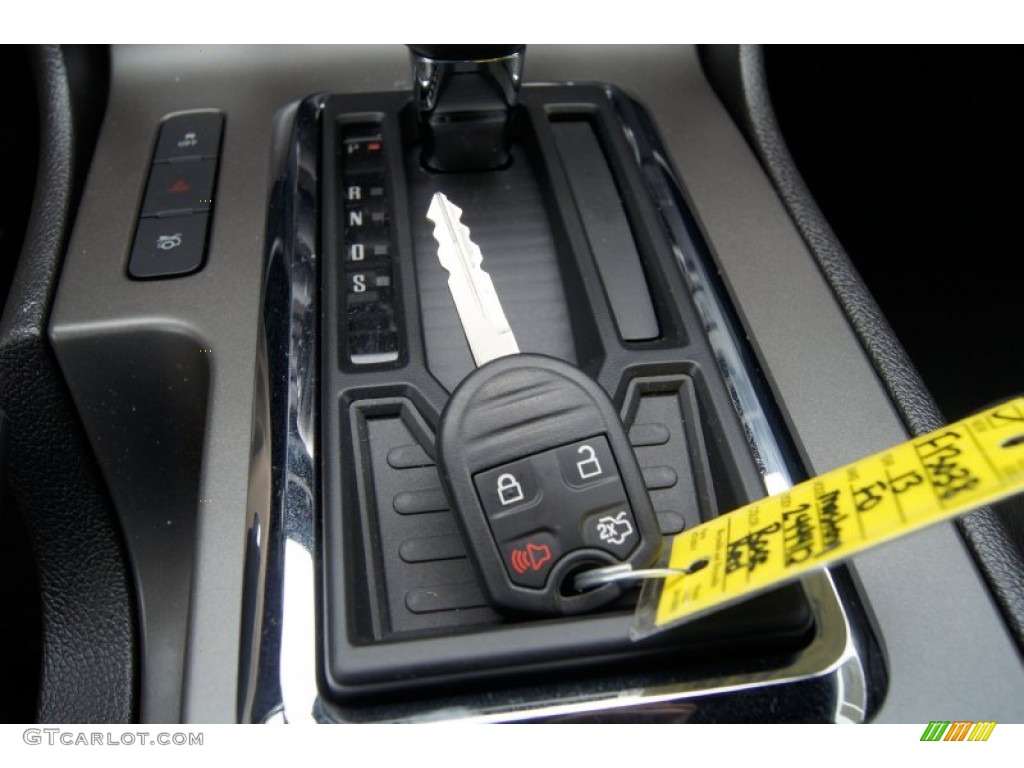 2013 Mustang V6 Convertible - Race Red / Charcoal Black photo #31