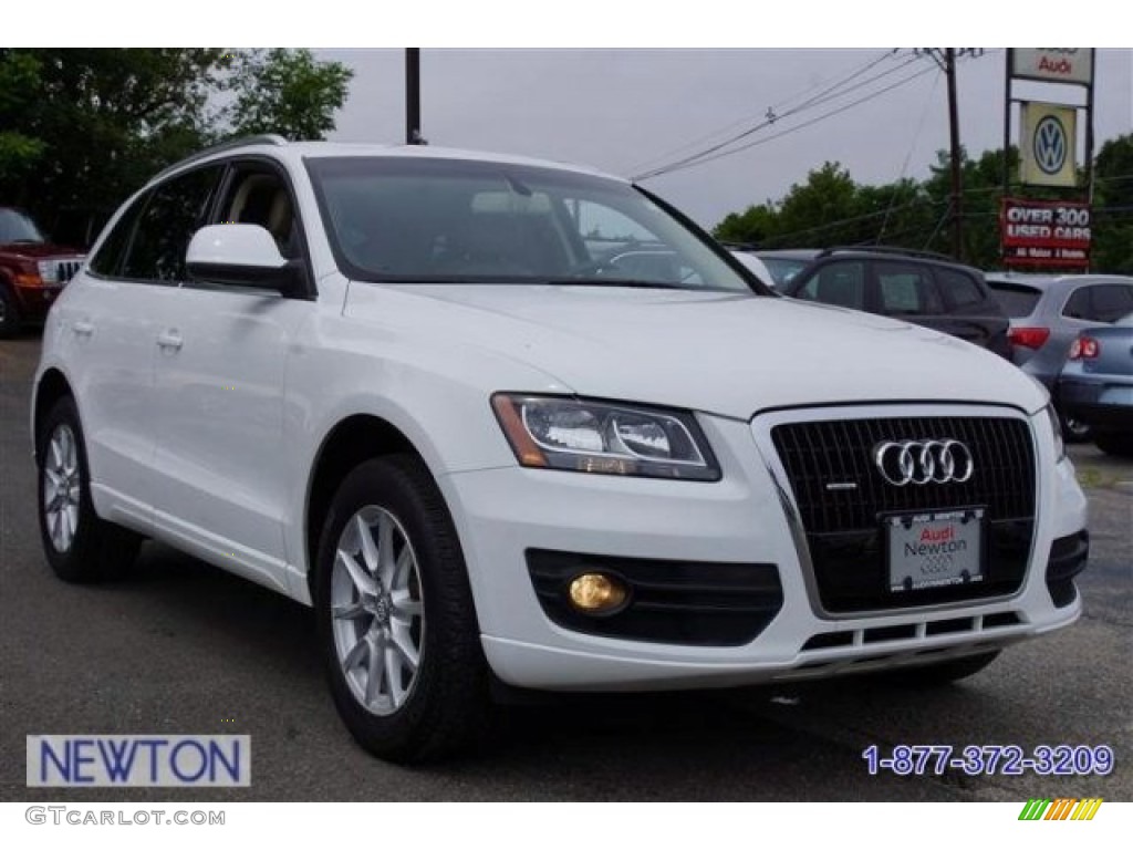 2009 Q5 3.2 Premium quattro - Ibis White / Cardamom Beige photo #1