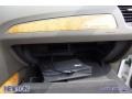 2009 Ibis White Audi Q5 3.2 Premium quattro  photo #24