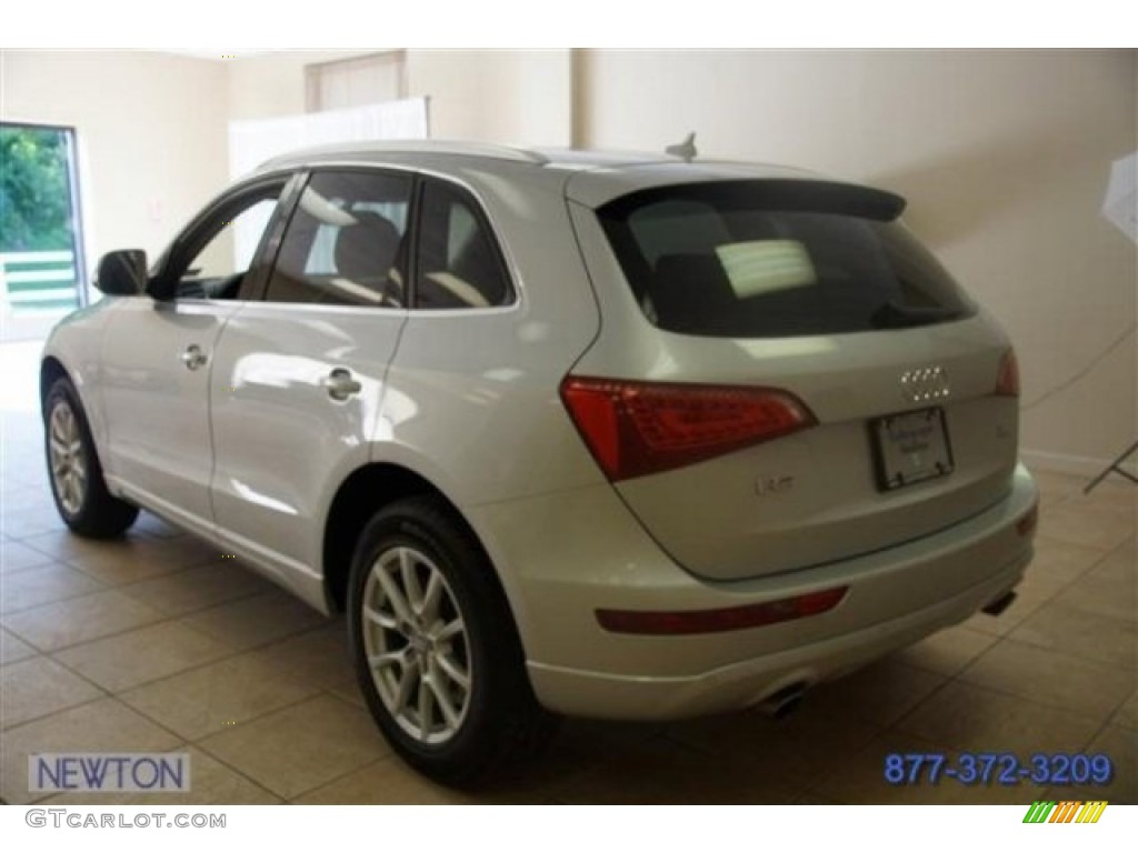 2009 Q5 3.2 Premium Plus quattro - Ice Silver Metallic / Black photo #11
