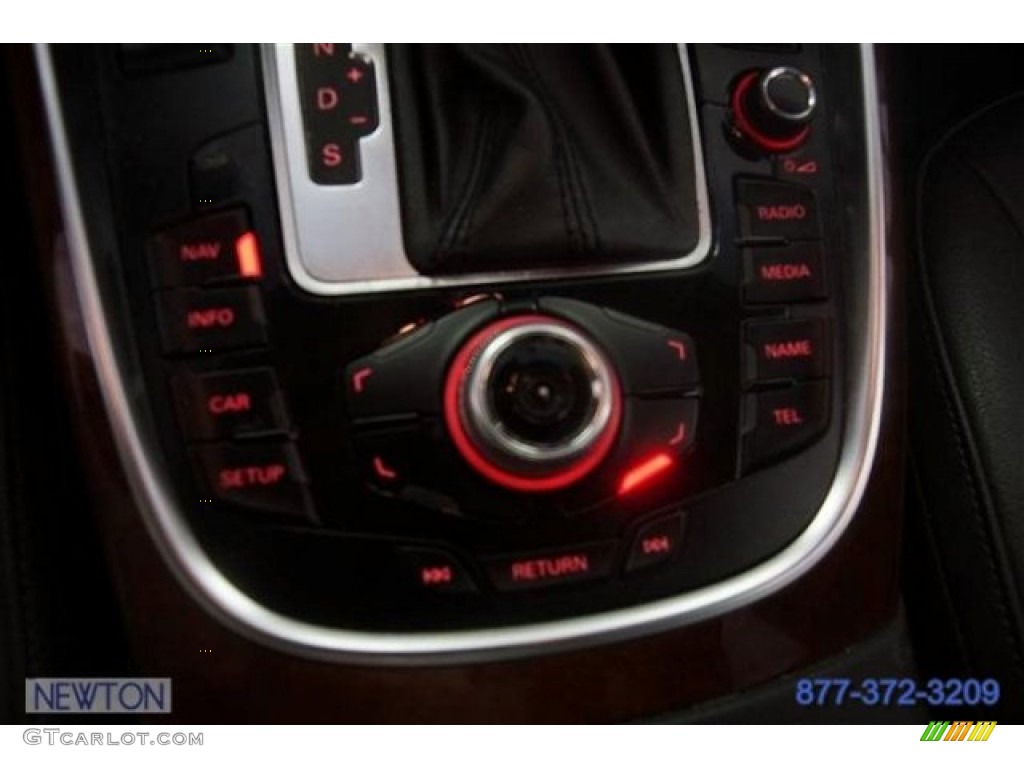 2009 Q5 3.2 Premium Plus quattro - Ice Silver Metallic / Black photo #25