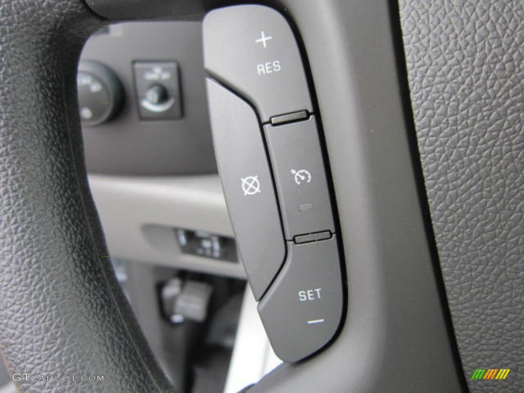 2013 Chevrolet Silverado 2500HD Work Truck Regular Cab 4x4 Controls Photo #69044276