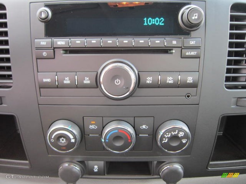 2013 Chevrolet Silverado 2500HD Work Truck Regular Cab 4x4 Audio System Photo #69044282