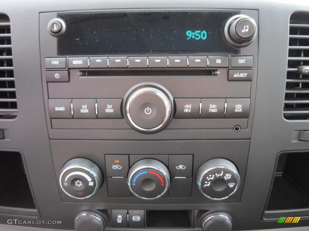2013 Chevrolet Silverado 2500HD Work Truck Regular Cab 4x4 Audio System Photos