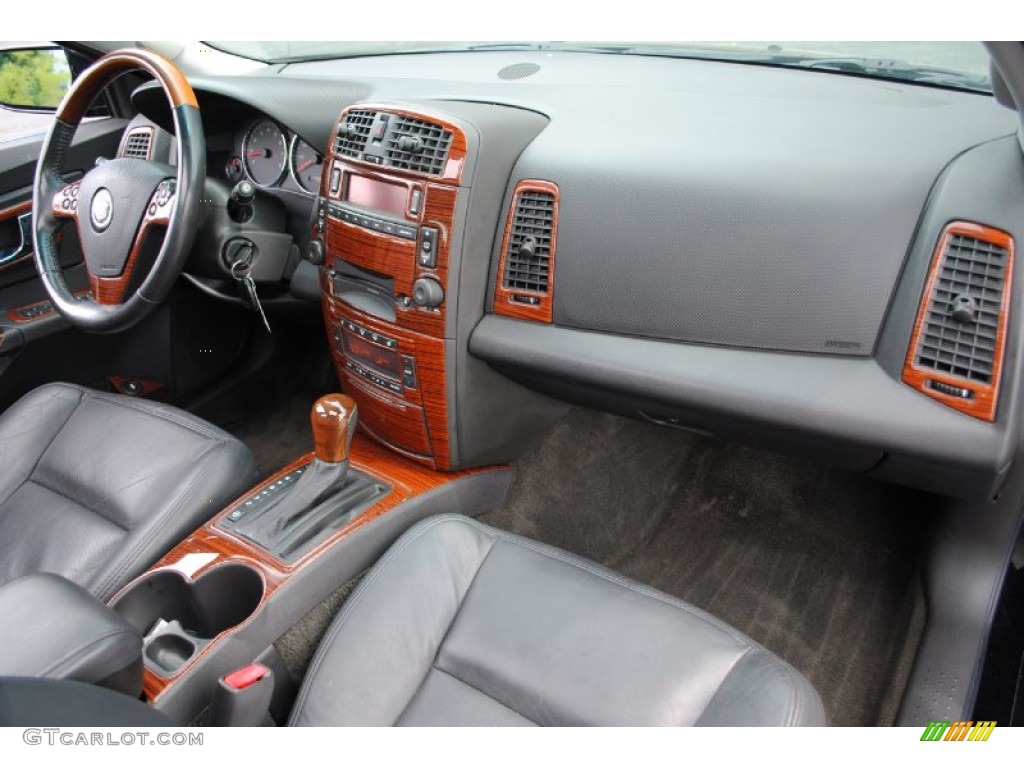 2005 Cadillac CTS Sedan Ebony Dashboard Photo #69044822