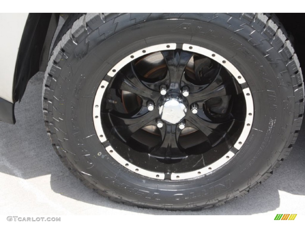 2007 Chevrolet Suburban 1500 LT 4x4 Custom Wheels Photo #69045704