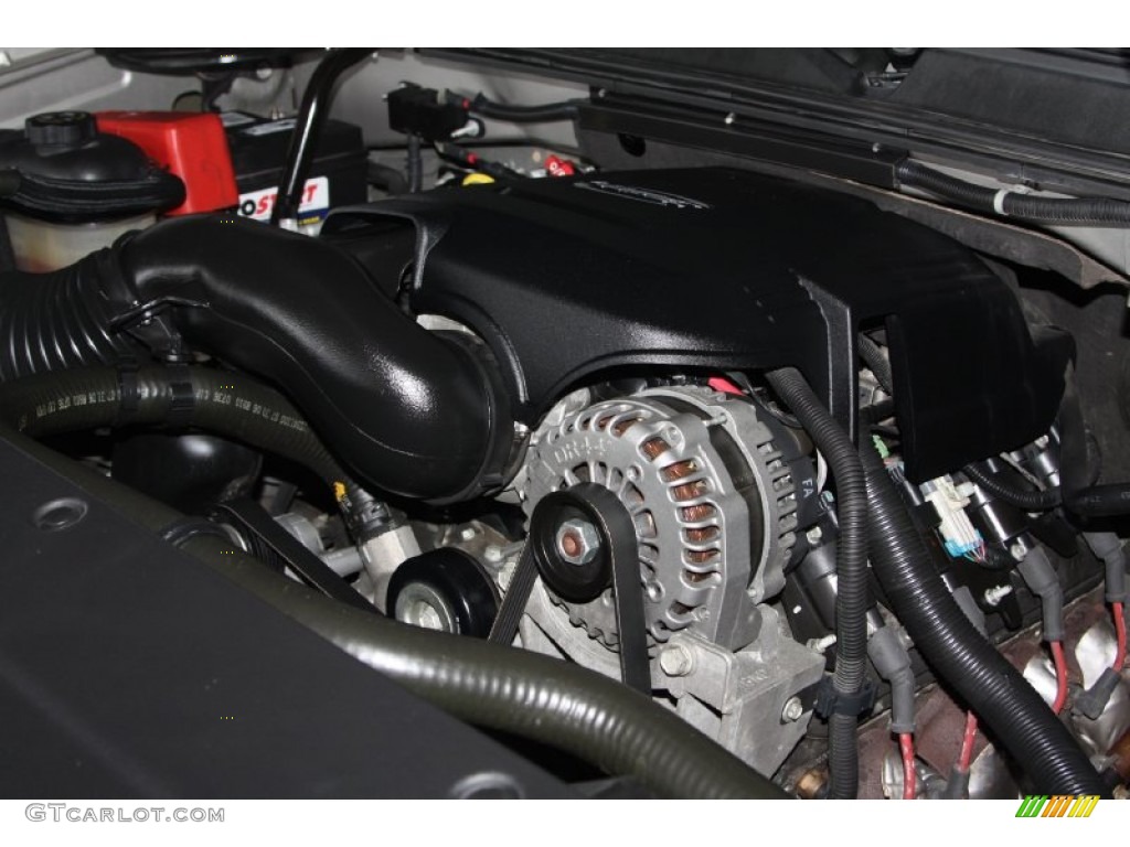 2007 Chevrolet Suburban 1500 LT 4x4 Engine Photos