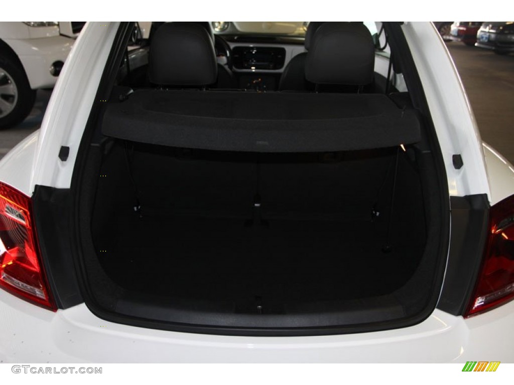 2013 Beetle 2.5L - Candy White / Titan Black photo #20