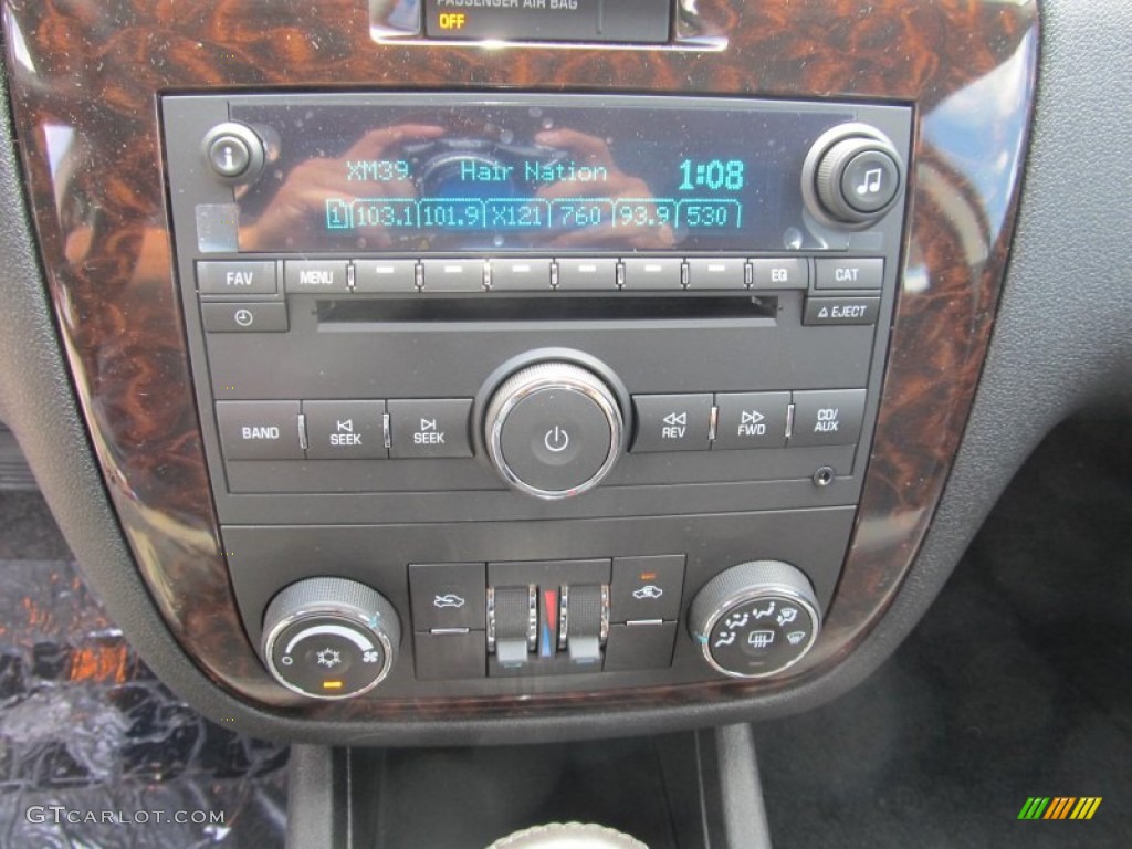 2013 Chevrolet Impala LT Controls Photo #69046853