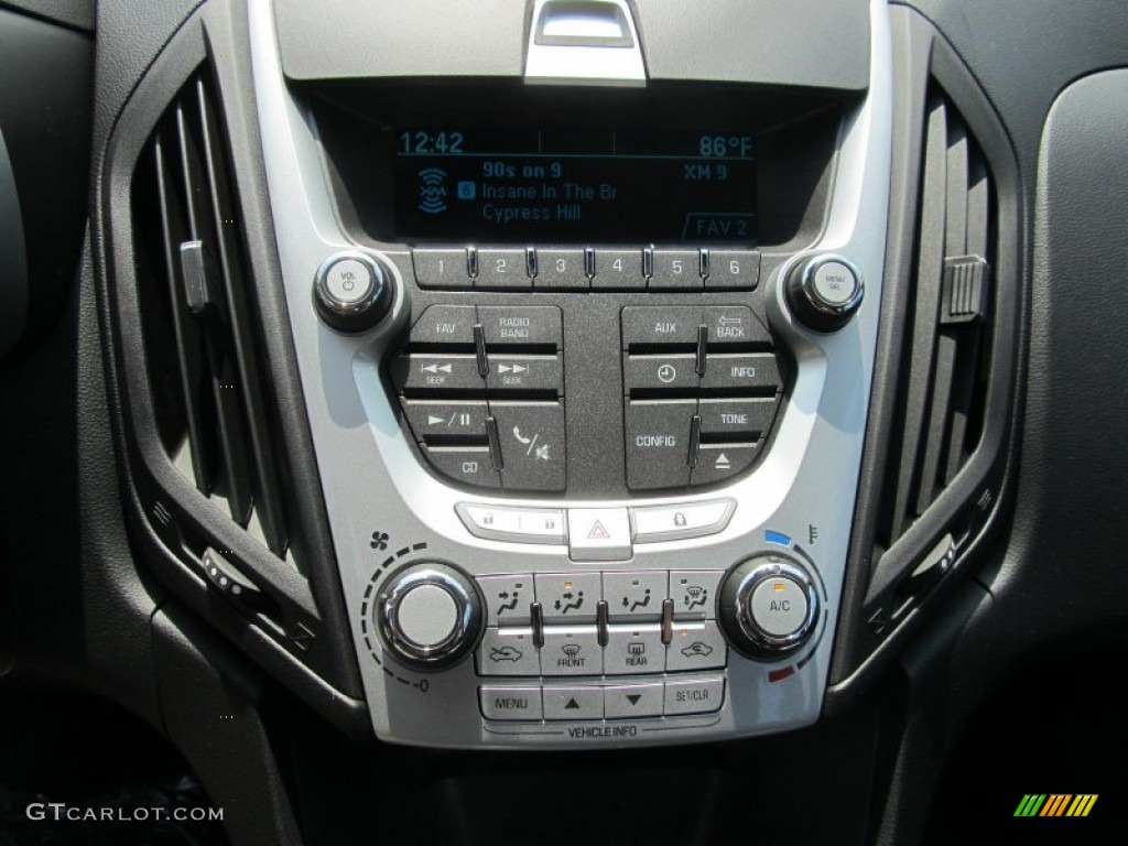 2012 Equinox LS - Gold Mist Metallic / Light Titanium/Jet Black photo #11