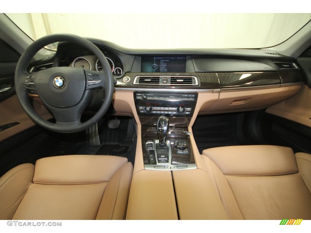 2009 BMW 7 Series 750Li Sedan Saddle/Black Nappa Leather Dashboard Photo #69049196