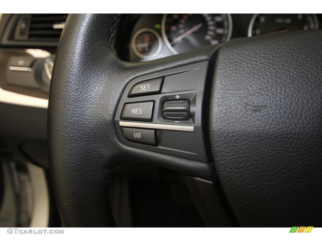 2011 BMW 5 Series 535i Sedan Controls Photo #69051992