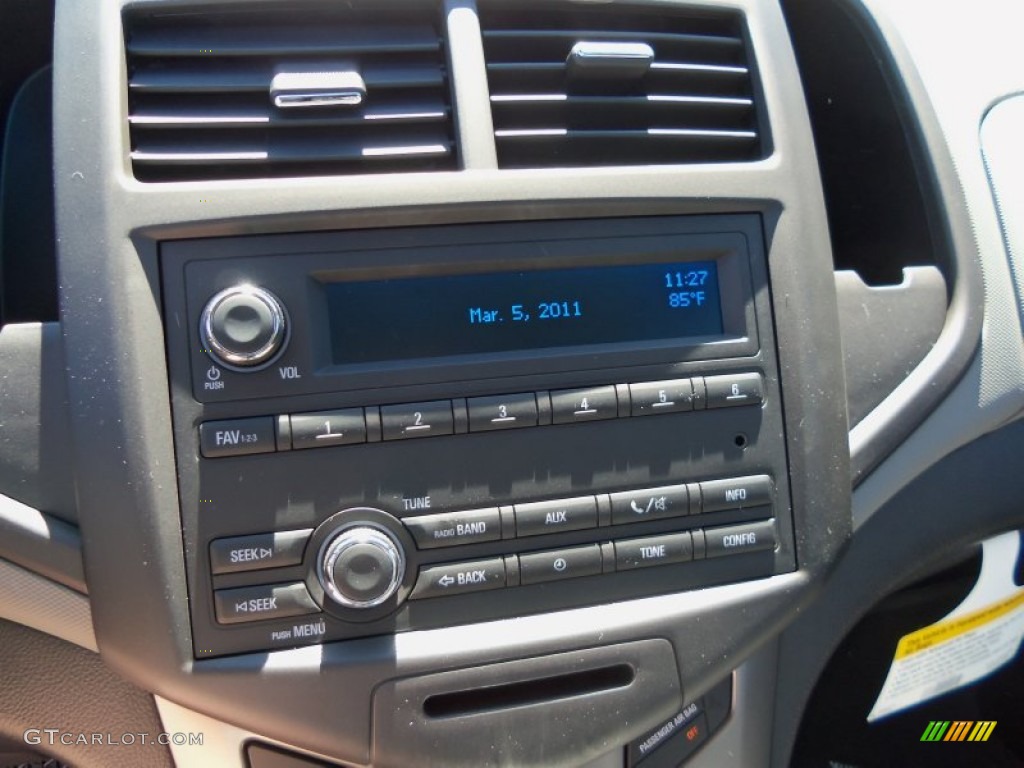 2012 Chevrolet Sonic LS Sedan Audio System Photos