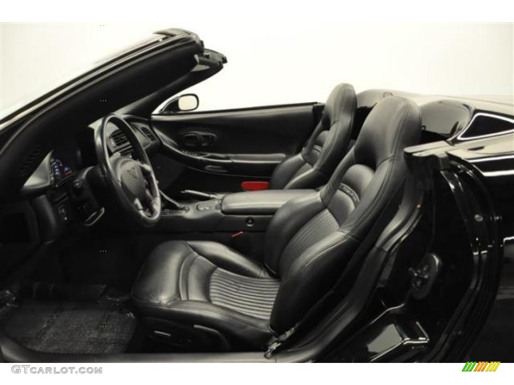 2004 Chevrolet Corvette Convertible Front Seat Photo #69054485
