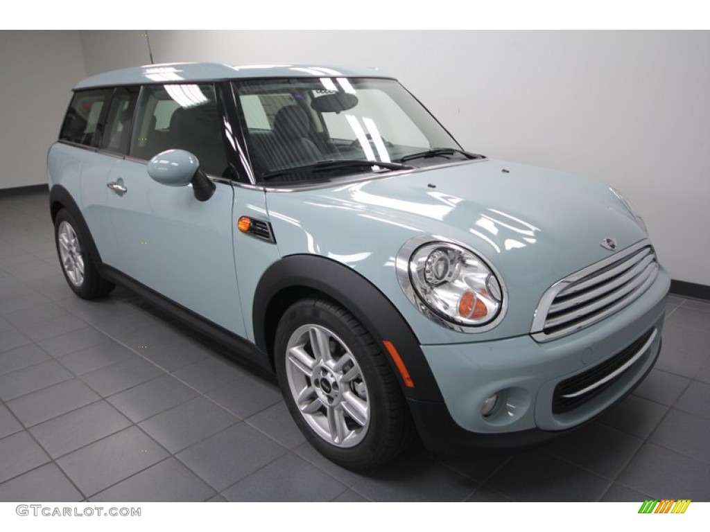 2013 Cooper Clubman - Ice Blue / Punch Carbon Black Leather photo #6