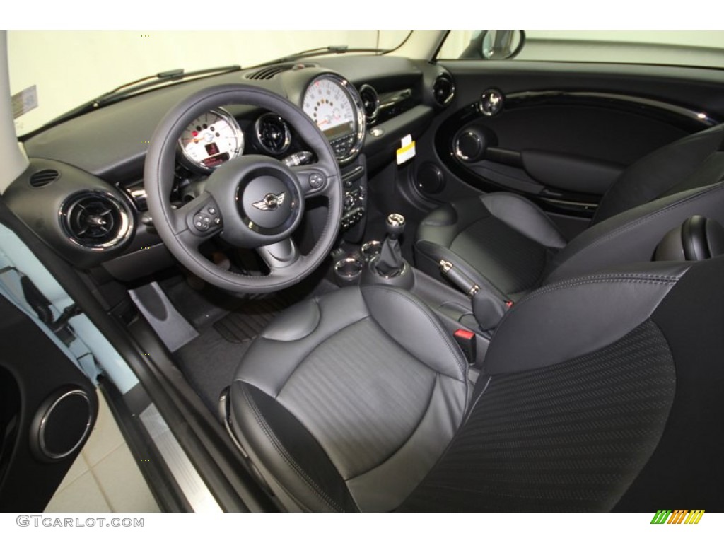 2013 Cooper Clubman - Ice Blue / Punch Carbon Black Leather photo #11