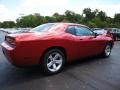 Redline 3 Coat Pearl - Challenger SXT Photo No. 3