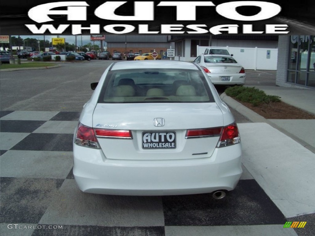 2011 Accord SE Sedan - Taffeta White / Ivory photo #3