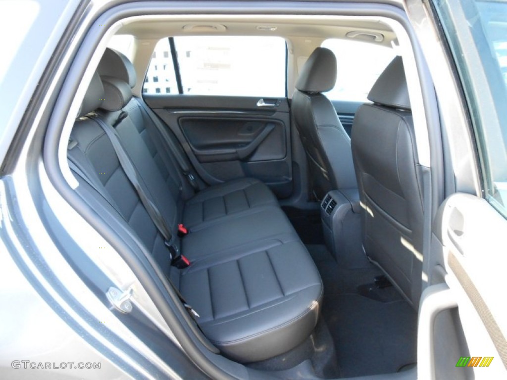 Titan Black Interior 2013 Volkswagen Jetta TDI SportWagen Photo #69060629