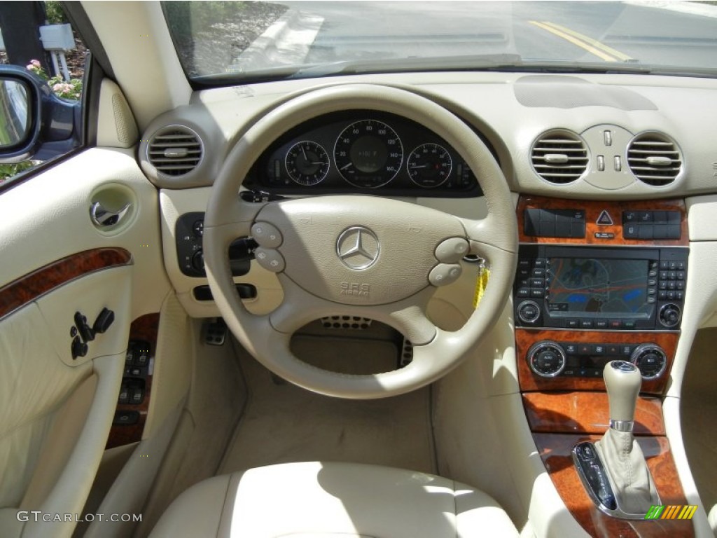 2007 Mercedes-Benz CLK 350 Coupe Dashboard Photos