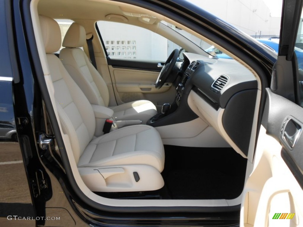 Cornsilk Beige Interior 2013 Volkswagen Jetta TDI SportWagen Photo #69061043
