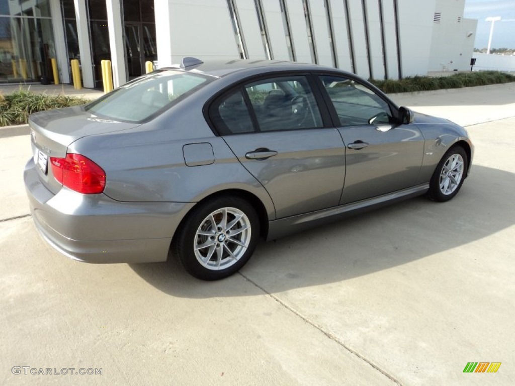 2010 3 Series 328i Sedan - Space Gray Metallic / Black photo #3