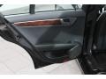 Black - C 300 Sport 4Matic Photo No. 15