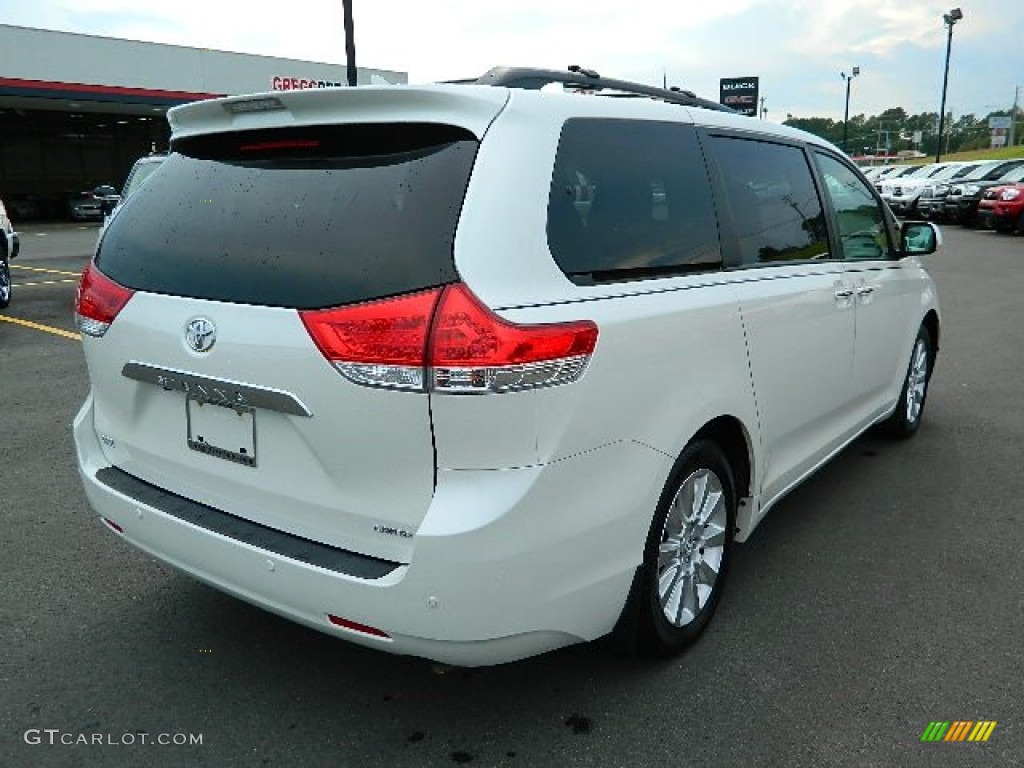 2011 Sienna Limited - Blizzard White Pearl / Light Gray photo #3